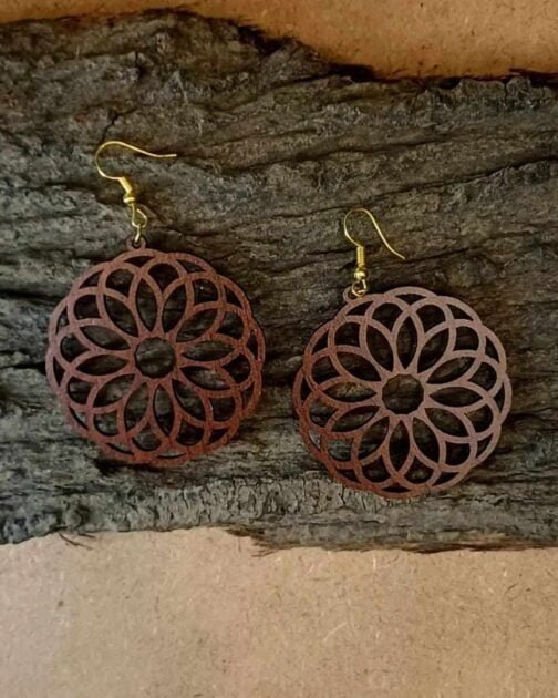 Wooden Earrings – Mandala flower
