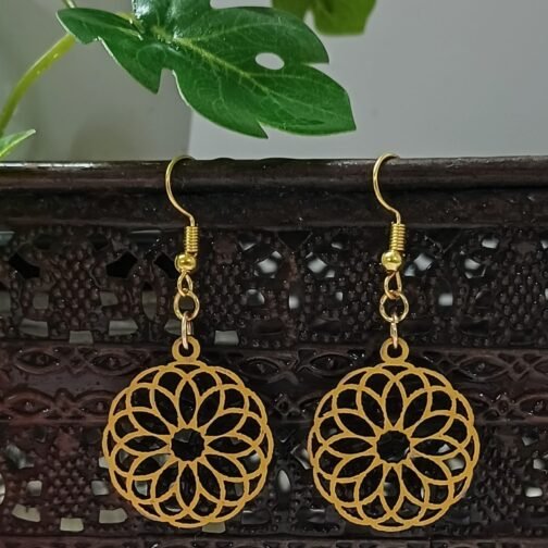 Round mandala earrings - yellow