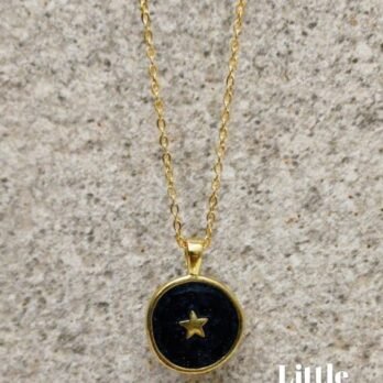 Star Enameled Round Pendant Charm