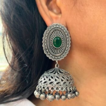 Zoya – Oval Jhumka with Emerald Stone