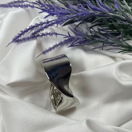 Bow cuff bracelets