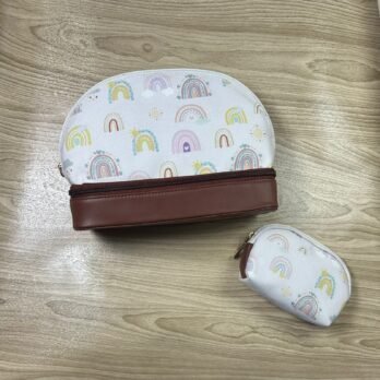 Porta Passaporto Personalizzato In Pelle PU – Misterioso Evil Eyes Oro Pesca – Con Portafoglio E Slot Per Carte
