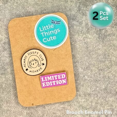 Set of 2 enamel pins - Sleepy Club member + Limited edition