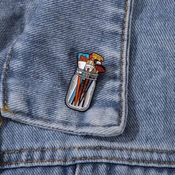 Paint Brush Jar Enamel Pin – Cute Artist Lapel Pin for Art Lovers & Creative Gifts